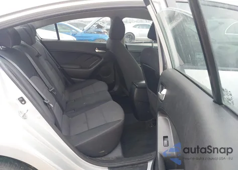 2017 Kia Forte Lx z USA, uszkodzony, nr VIN 3KPFL4A72HE149842